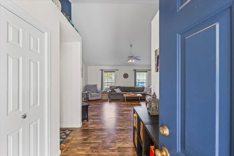 Tiny photo for 1708 Magnolia Drive, St. Joseph, IL 61873 (MLS # 12634042)
