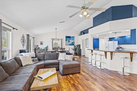 Tiny photo for 1708 Magnolia Drive, St. Joseph, IL 61873 (MLS # 12634042)
