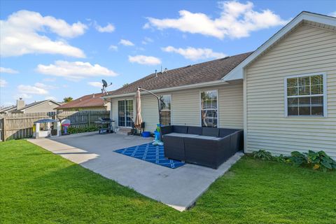 Tiny photo for 1708 Magnolia Drive, St. Joseph, IL 61873 (MLS # 12634042)