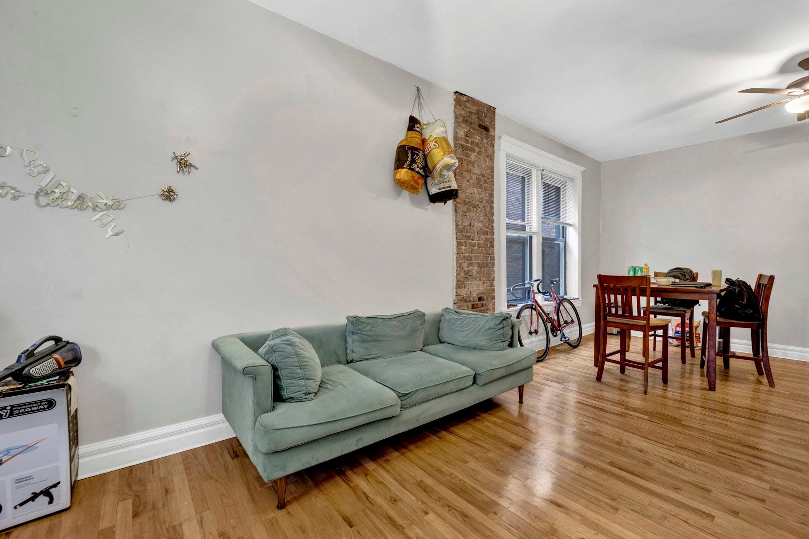 1406 W Flournoy Street 1
