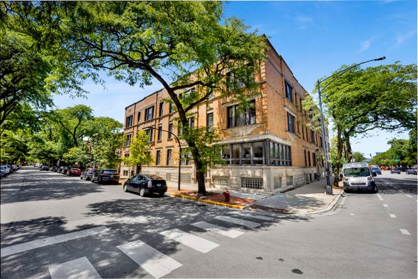 1406 W FLOURNOY ST APT 1, CHICAGO, IL 60607 - Image cc94d4e7b176cf6eabde2258e4d0f4db/2771662452