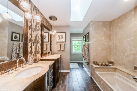 Tiny photo for 20641 N Weatherstone Road, Kildeer, IL 60047 (MLS # 12437458)