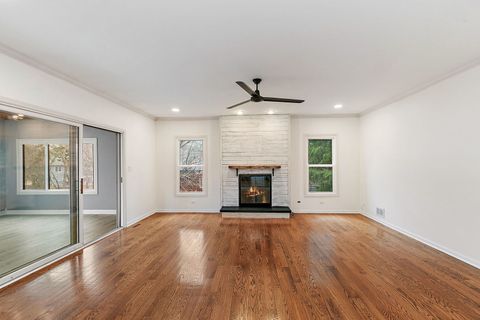 Tiny photo for 726 Barberry Trail, Fox River Grove, IL 60021 (MLS # 12563581)