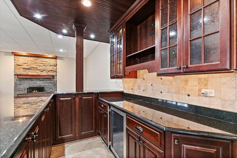 Tiny photo for 726 Barberry Trail, Fox River Grove, IL 60021 (MLS # 12563581)