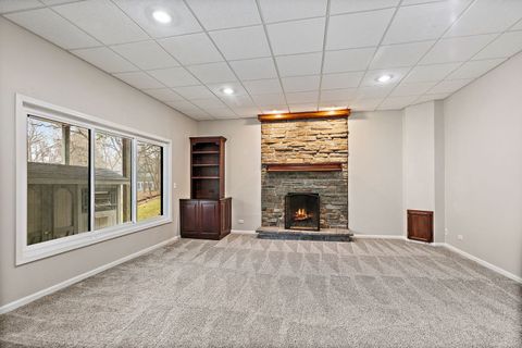 Tiny photo for 726 Barberry Trail, Fox River Grove, IL 60021 (MLS # 12563581)