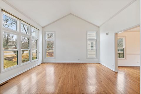 Tiny photo for 726 Barberry Trail, Fox River Grove, IL 60021 (MLS # 12563581)