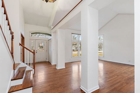 Tiny photo for 726 Barberry Trail, Fox River Grove, IL 60021 (MLS # 12563581)