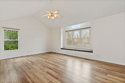 Tiny photo for 726 Barberry Trail, Fox River Grove, IL 60021 (MLS # 12563581)