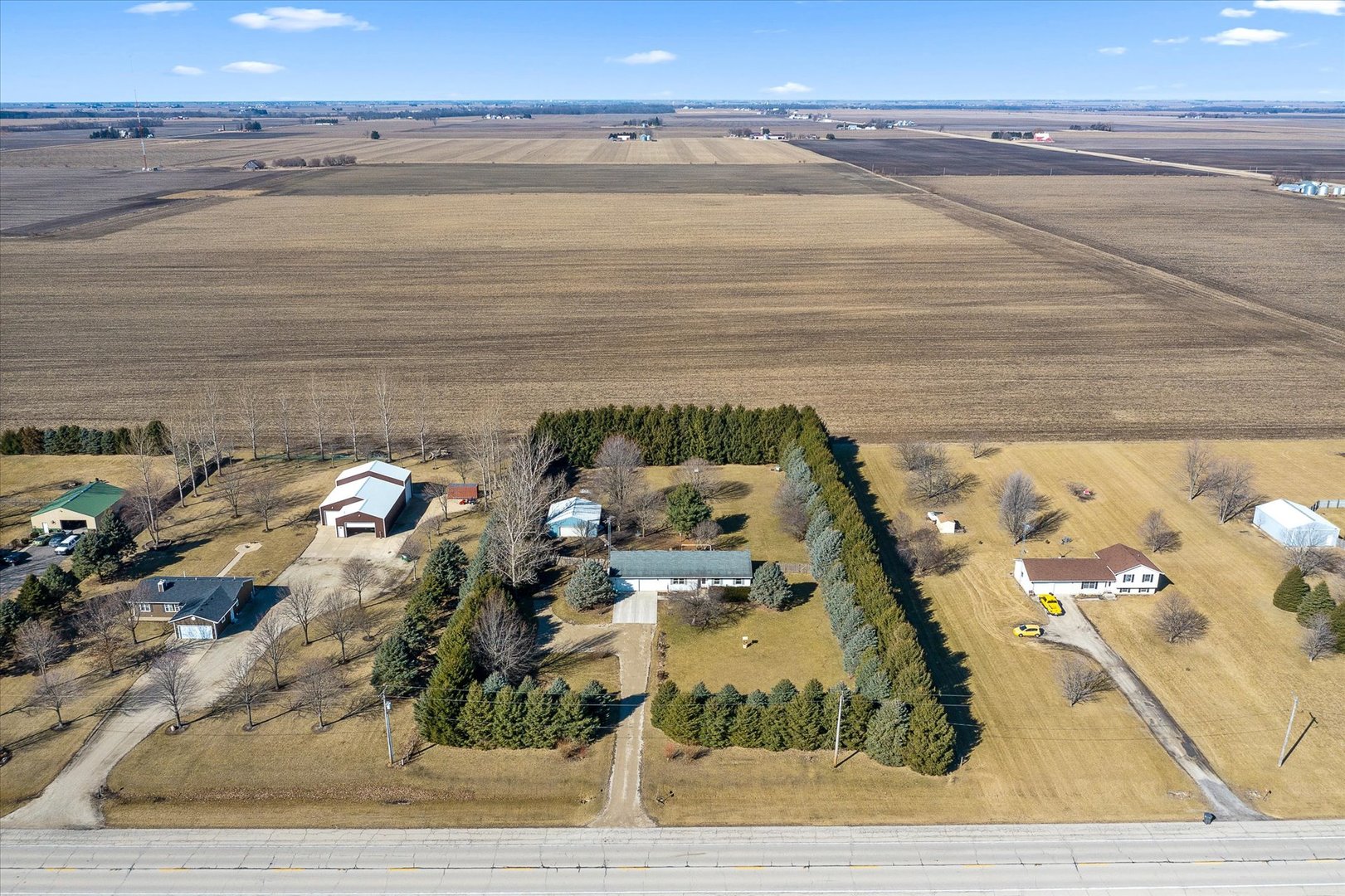 4461 N IL State Route 23