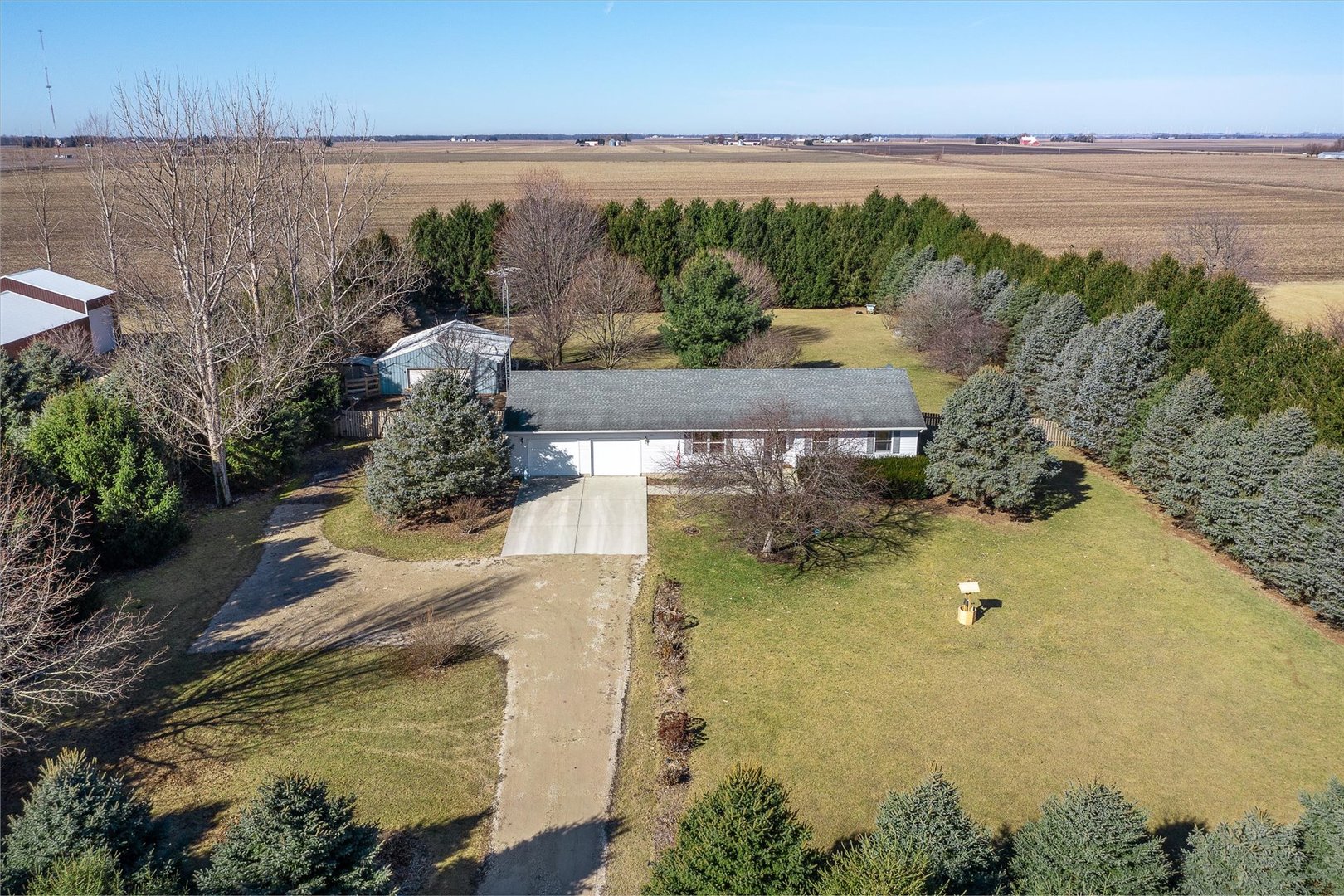4461 N IL State Route 23