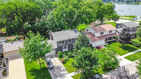 A home in Mundelein