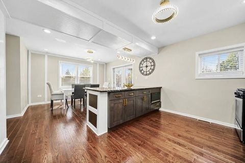 Tiny photo for 6222 N Lenox Avenue, Chicago, IL 60646 (MLS # 12583270)