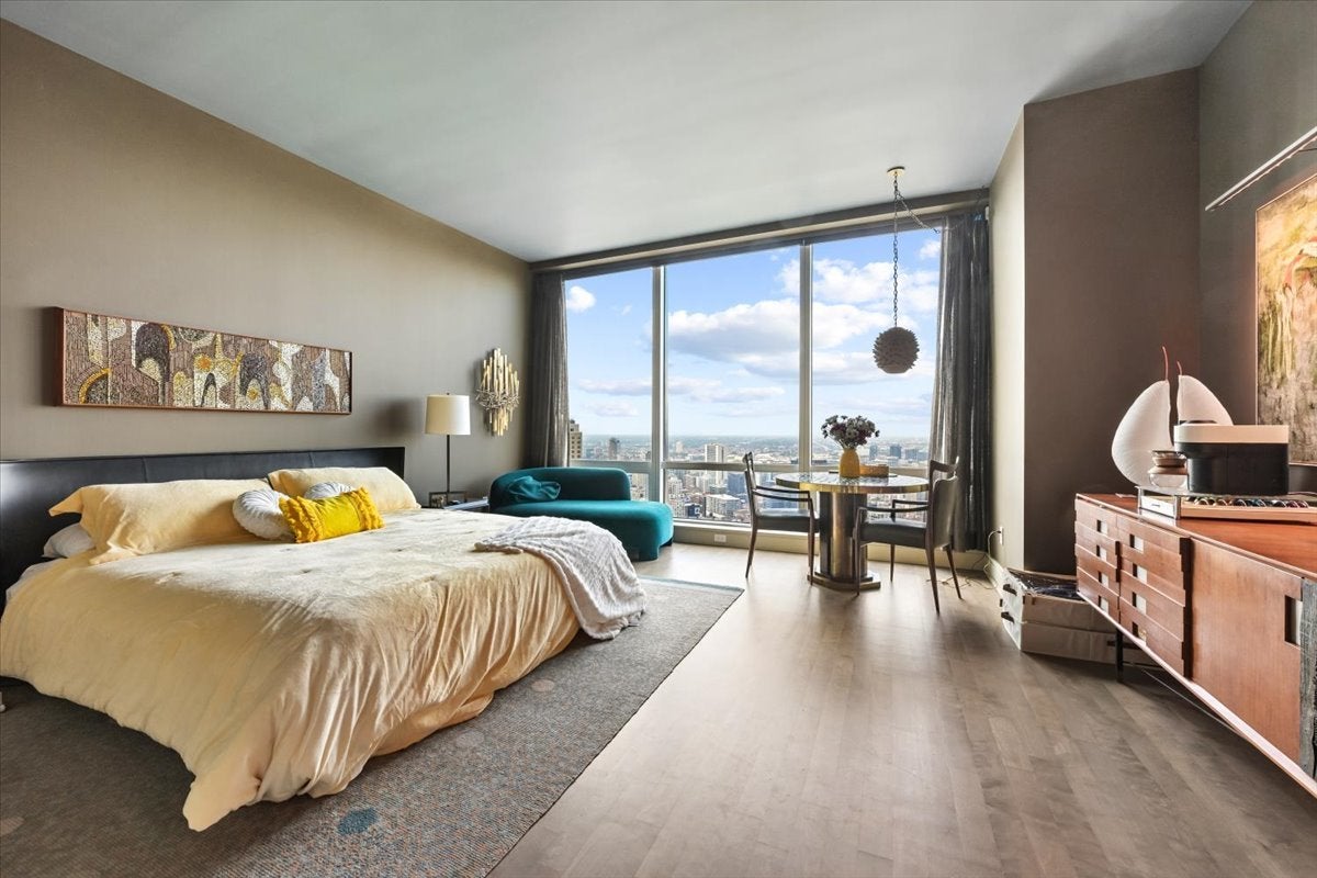 401 N Wabash Avenue 38B