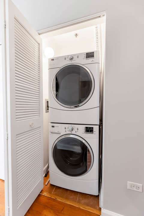 Tiny photo for 1600 S Prairie Avenue #1105, Chicago, IL 60616 (MLS # 12658163)