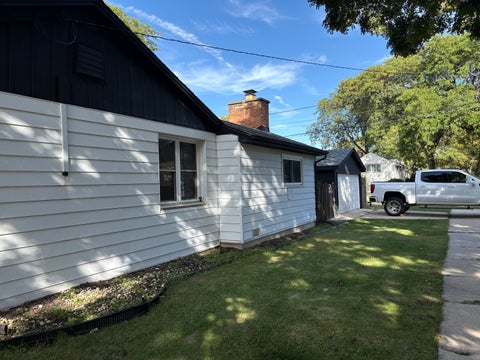 Tiny photo for 10159 S Kolin Avenue, Oak Lawn, IL 60453 (MLS # 12773946)