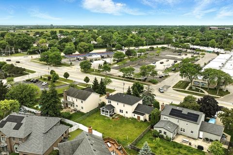 Tiny photo for 3835 Huntington Boulevard, Hoffman Estates, IL 60192 (MLS # 12438788)