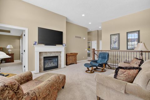 Tiny photo for 5706 Castlewood Drive #0, Bettendorf, IA 52722 (MLS # 12614355)