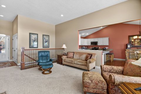Tiny photo for 5706 Castlewood Drive #0, Bettendorf, IA 52722 (MLS # 12614355)