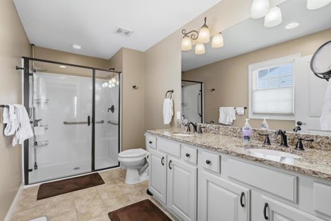 Tiny photo for 5706 Castlewood Drive #0, Bettendorf, IA 52722 (MLS # 12614355)