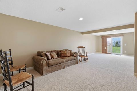Tiny photo for 5706 Castlewood Drive #0, Bettendorf, IA 52722 (MLS # 12614355)
