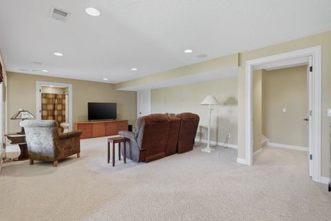 Tiny photo for 5706 Castlewood Drive #0, Bettendorf, IA 52722 (MLS # 12614355)