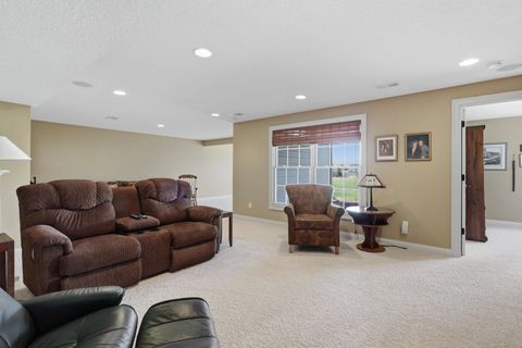 Tiny photo for 5706 Castlewood Drive #0, Bettendorf, IA 52722 (MLS # 12614355)