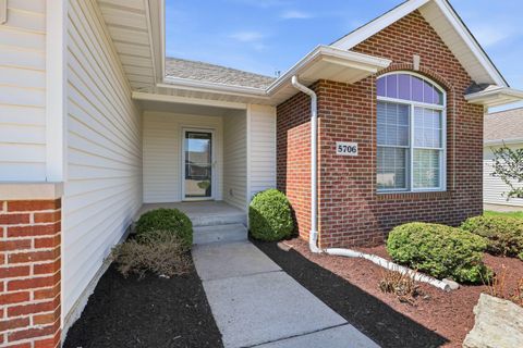 Tiny photo for 5706 Castlewood Drive #0, Bettendorf, IA 52722 (MLS # 12614355)