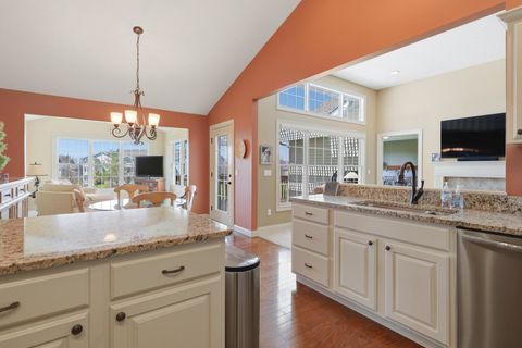 Tiny photo for 5706 Castlewood Drive #0, Bettendorf, IA 52722 (MLS # 12614355)