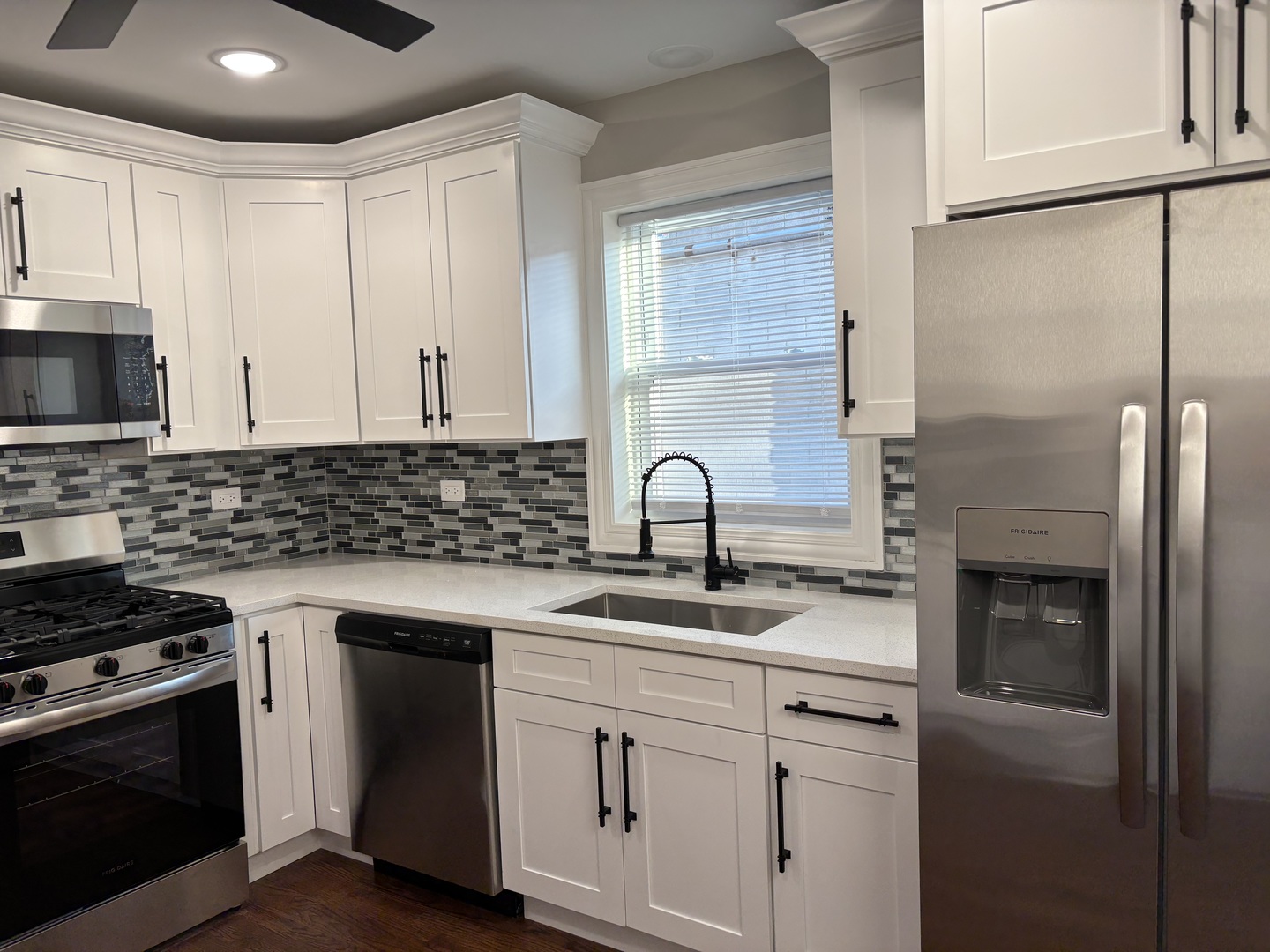 10246 S Vernon Avenue