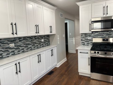 Tiny photo for 10246 S Vernon Avenue, Chicago, IL 60628 (MLS # 12493564)