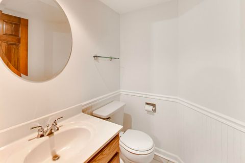 Tiny photo for 1304 Kempton Drive, Libertyville, IL 60048 (MLS # 12695619)