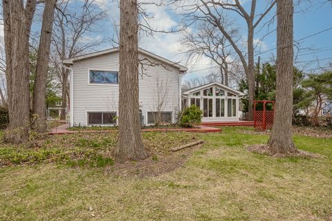 Tiny photo for 8000 Oakview Lane, Woodridge, IL 60517 (MLS # 12587818)