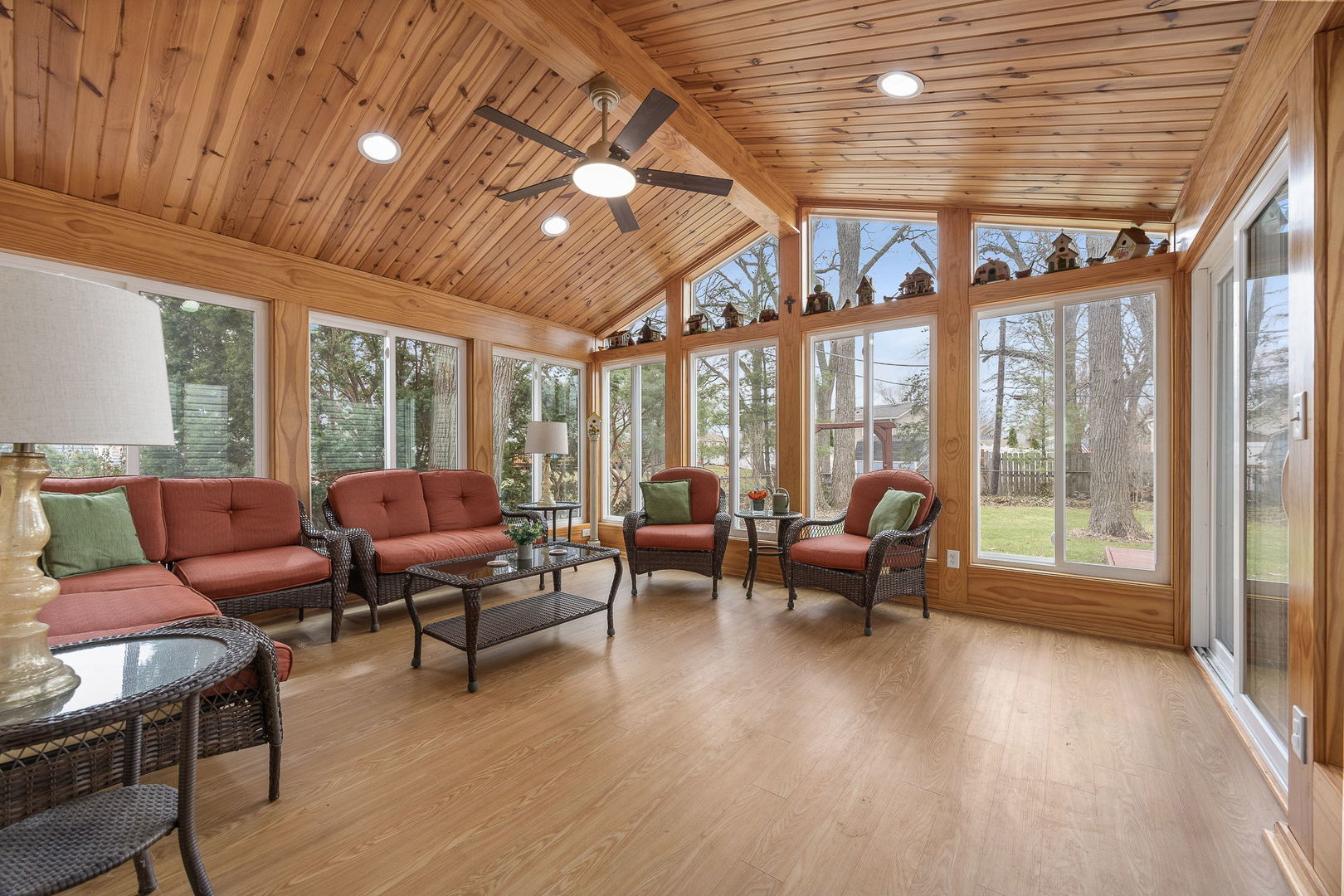 8000 Oakview Lane