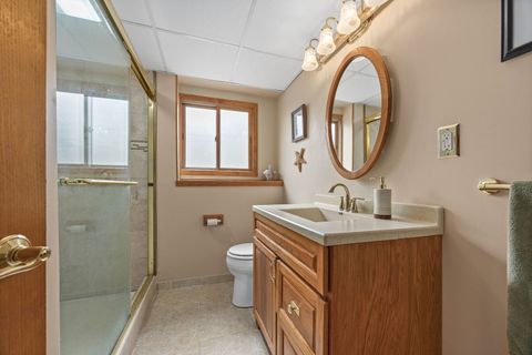 Tiny photo for 8000 Oakview Lane, Woodridge, IL 60517 (MLS # 12587818)