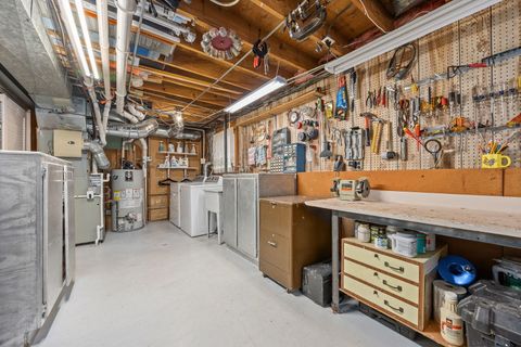 Tiny photo for 8000 Oakview Lane, Woodridge, IL 60517 (MLS # 12587818)