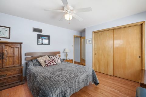 Tiny photo for 10551 Essex Street, Westchester, IL 60154 (MLS # 12519021)