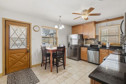 Tiny photo for 10551 Essex Street, Westchester, IL 60154 (MLS # 12519021)