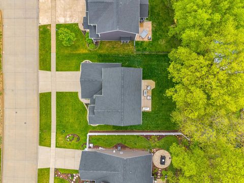 Tiny photo for 2902 Steppe Lane, Bloomington, IL 61705 (MLS # 12629196)