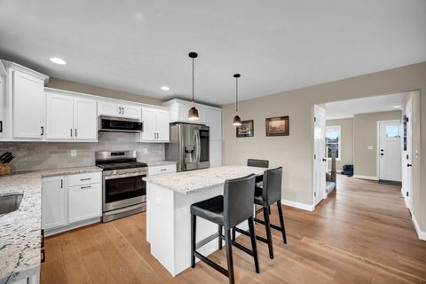 Tiny photo for 2902 Steppe Lane, Bloomington, IL 61705 (MLS # 12629196)