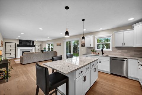 Tiny photo for 2902 Steppe Lane, Bloomington, IL 61705 (MLS # 12629196)