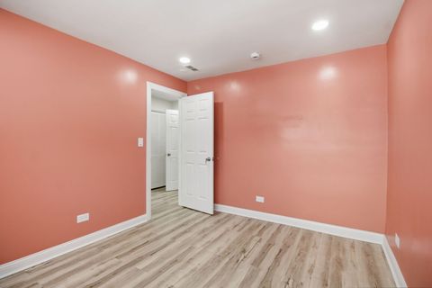 Tiny photo for 9804 S Maplewood Avenue, Evergreen Park, IL 60805 (MLS # 12595733)