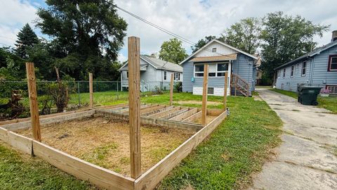 Tiny photo for 13824 Forest Avenue, Dolton, IL 60419 (MLS # 12443639)