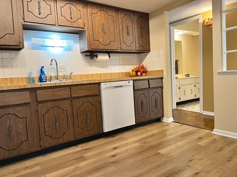 Tiny photo for 9605 S Komensky Avenue #202, Oak Lawn, IL 60453 (MLS # 12769947)