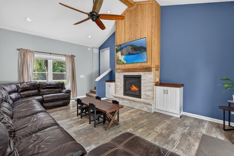 Tiny photo for 15776 W Woodbine Circle, Vernon Hills, IL 60061 (MLS # 12728262)