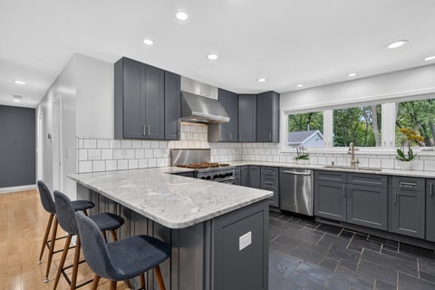Tiny photo for 15776 W Woodbine Circle, Vernon Hills, IL 60061 (MLS # 12728262)