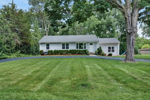 Photo of 15776 W Woodbine Circle, Vernon Hills, IL 60061 (MLS # 12728262)