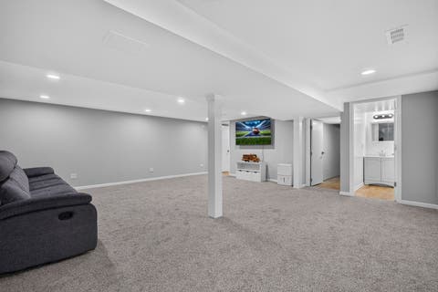Tiny photo for 15776 W Woodbine Circle, Vernon Hills, IL 60061 (MLS # 12728262)