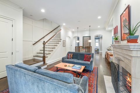 Tiny photo for 41 E Elm Street, Chicago, IL 60611 (MLS # 12594503)