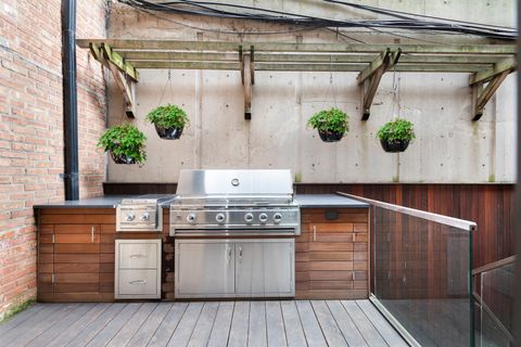 Tiny photo for 41 E Elm Street, Chicago, IL 60611 (MLS # 12594503)