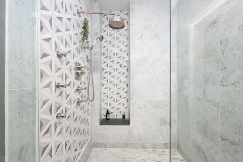 Tiny photo for 41 E Elm Street, Chicago, IL 60611 (MLS # 12594503)